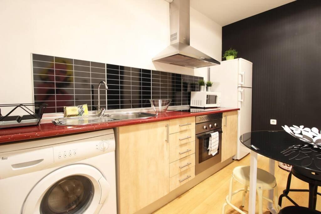 Centrico Apartamento Estilo Pop-Art By Batuecas Madrid Exteriör bild